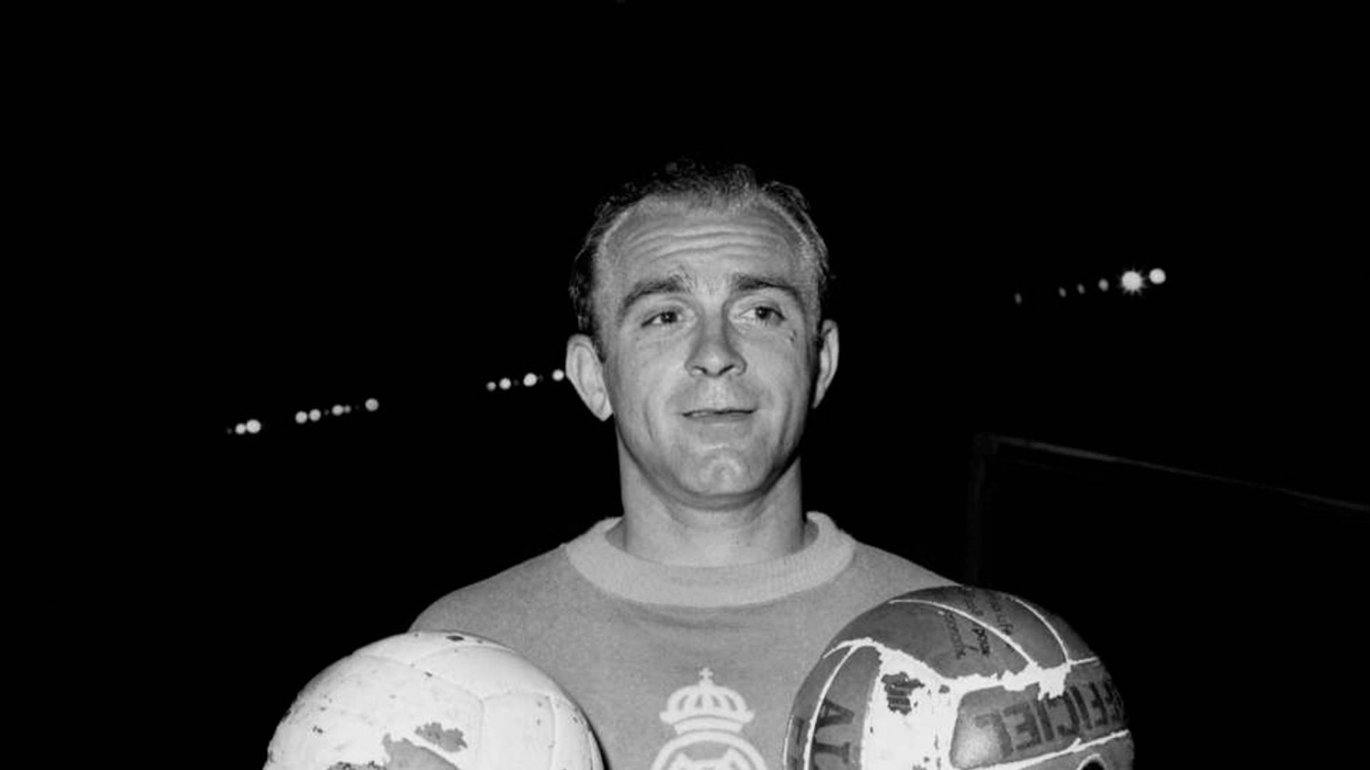Alfredo di Stefano was one of football's first global stars.